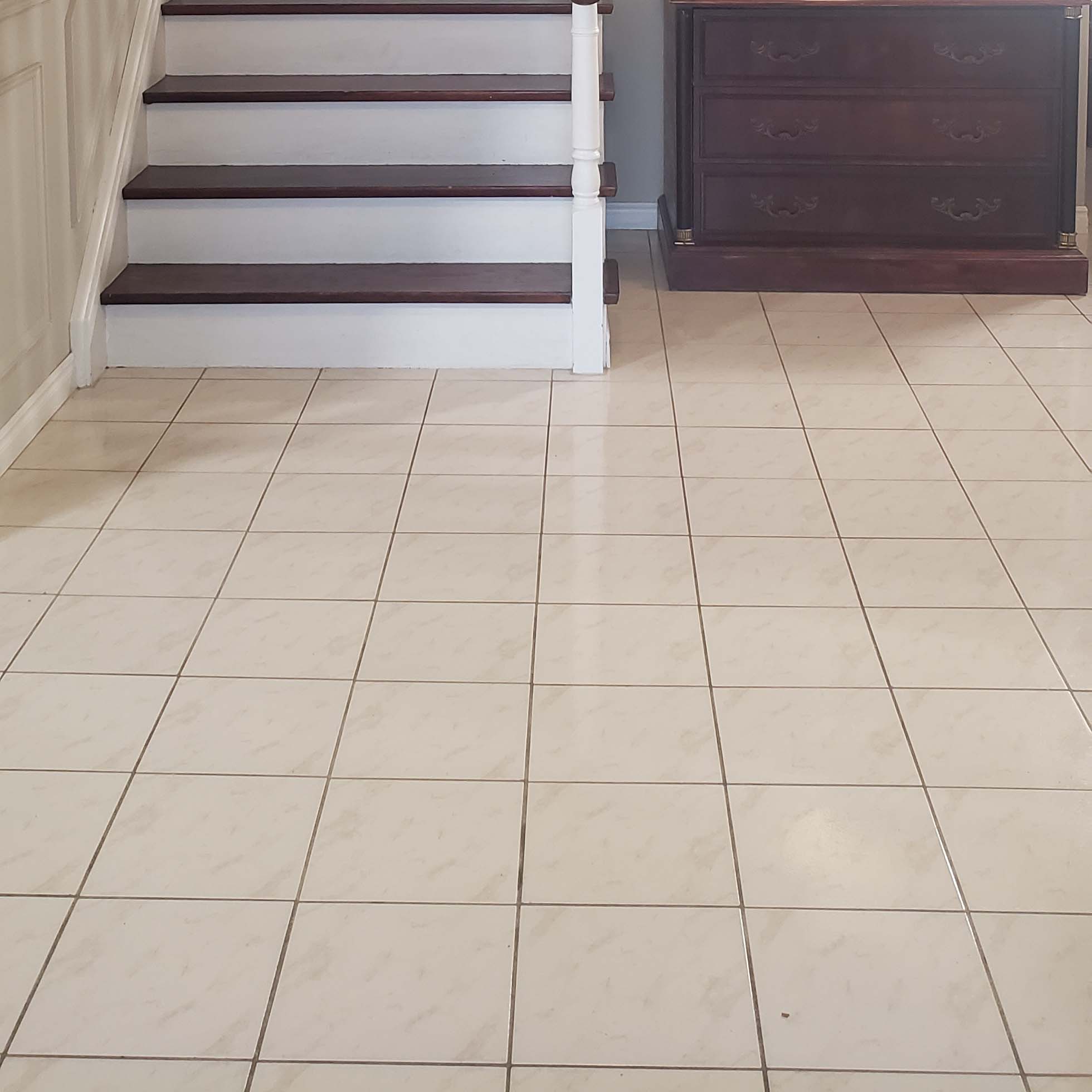 rust-oleum-tile-makeover-inspirational-diy-project-before