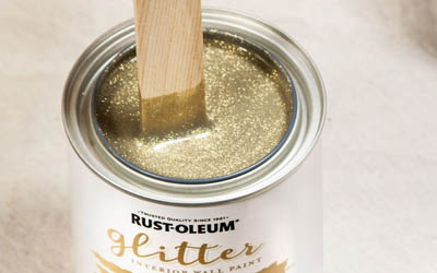 A glitter paint tub
