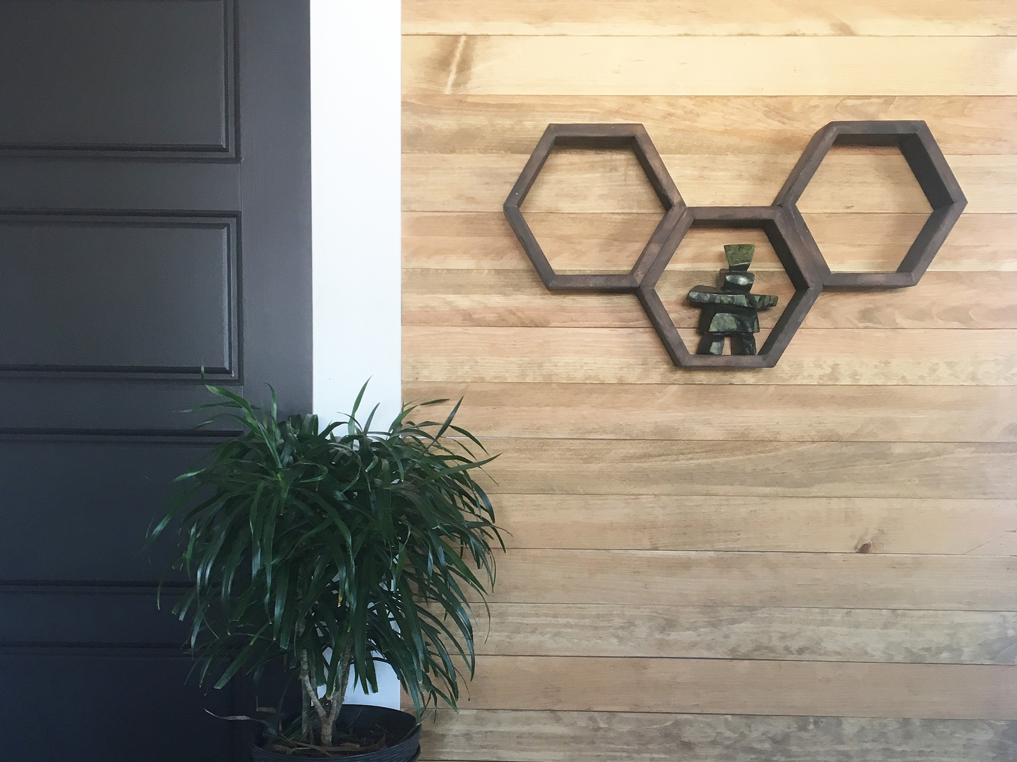 rust-oleum-elegant-shelves-inspirational-diy-project-after